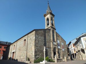 Lee más sobre el artículo Descubre la iglesia de Santa María en Cacabelos en el Camino de Santiago